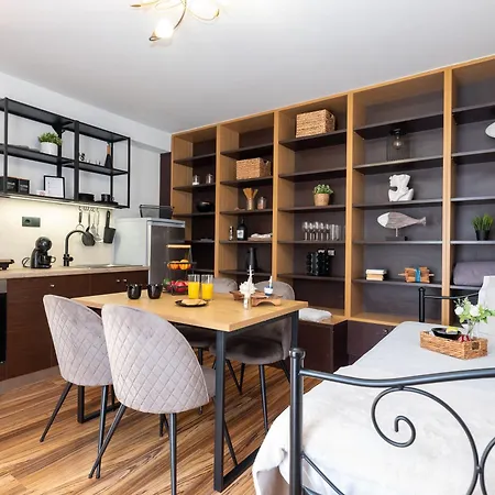 Cocomelo Apts 3 Luxury * 伊拉克利翁
